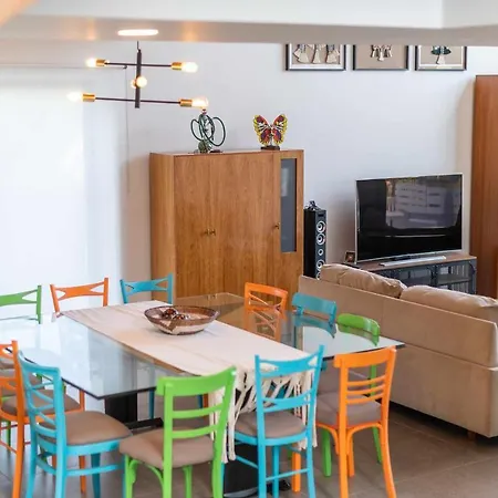 Vacacional La Raizona Holiday home