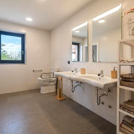 Vacacional La Raizona Holiday home Pancar